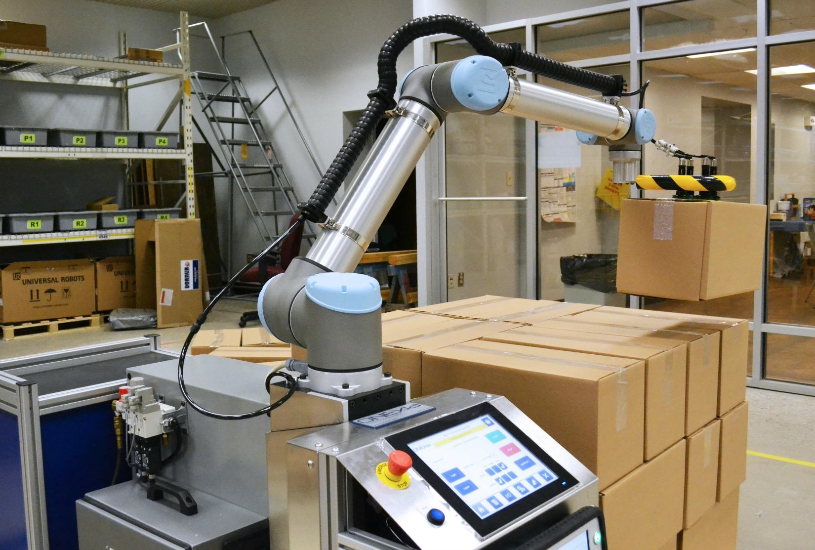 Illustrative cobot palletizing